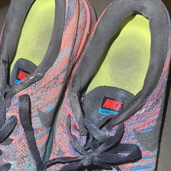 Nike Flyknit Max Multicolored Sneakers - Picture 4 of 10
